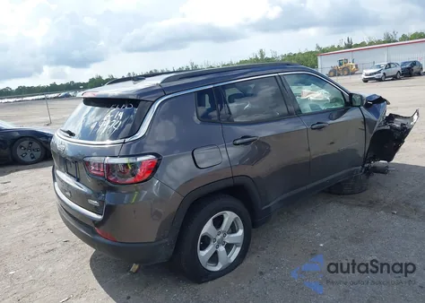 2021 Jeep Compass Latitude Fwd from USA, damaged, VIN 3C4NJCBB6MT509974